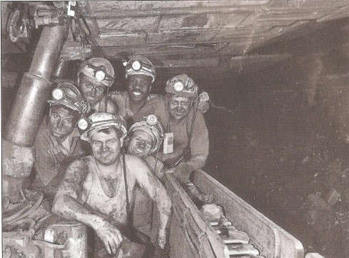 Miners at Calverton Pit. Photograph courtesy of David Bell